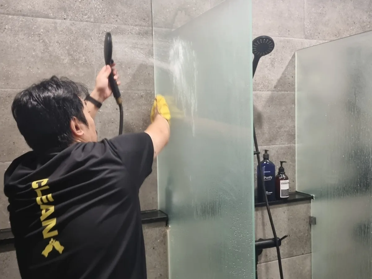 보은군 속리산면 건물 세면대·파우더룸 바닥 위생청소 사례 - 행진크린