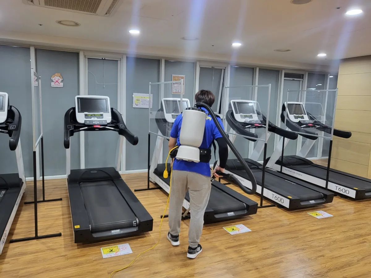 청주시 청원구 정상동 헬스장 탕비실 직원 휴게공간 위생청소 사례 - 행진크린